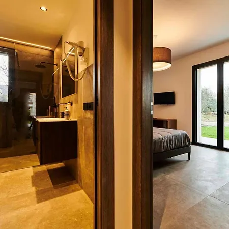 Apartmentsgarda アパート